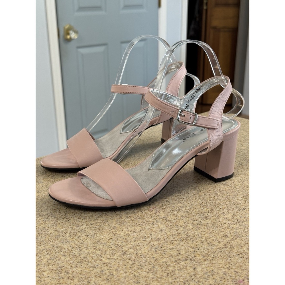 David Tate Light Pink Leather Sandals Block Heel 9 Hook Loop Closure